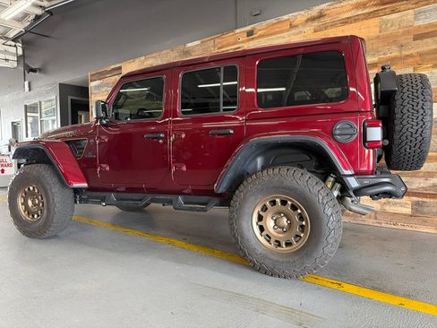 Used 2021 Jeep Wrangler Unlimited Rubicon w/ Trailer Tow Package AWD/4WD image 13