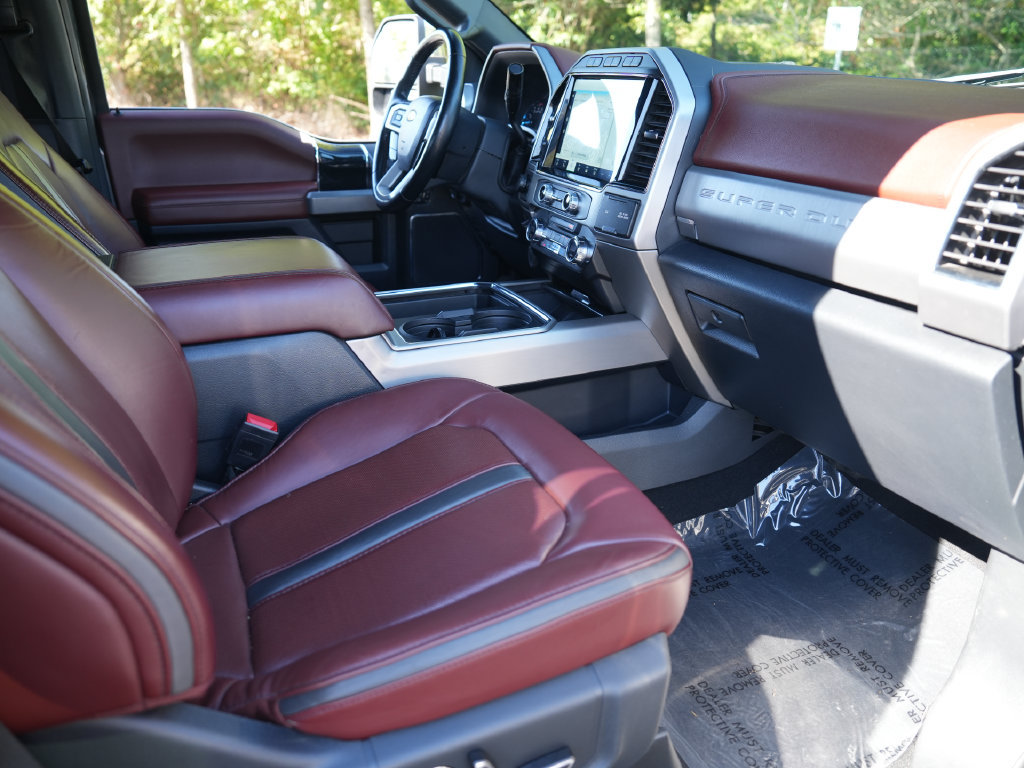 Used 2022 Ford F350 Platinum w/ Tremor Off-Road Package AWD/4WD image 27