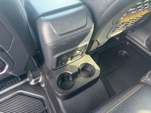 Used 2023 Ford Bronco Badlands AWD/4WD image 16
