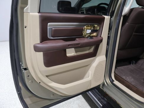 Used 2015 RAM 1500 Outdoorsman AWD/4WD image 18