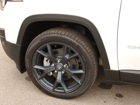 New 2026 Jeep Cherokee Limited AWD/4WD image 14