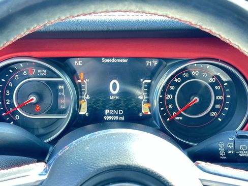 Used 2018 Jeep Wrangler Unlimited Rubicon AWD/4WD image 21