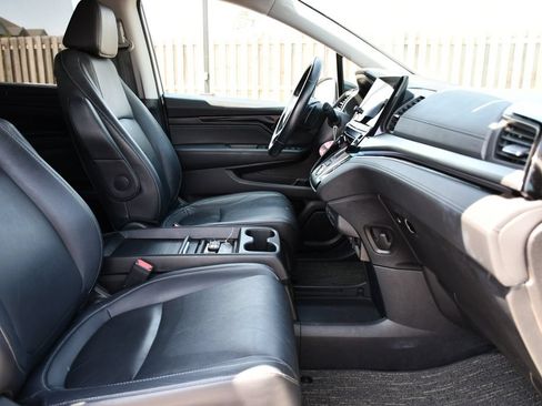 Used 2021 Honda Odyssey Touring image 44