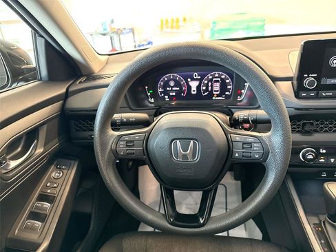 Used 2024 Honda Accord LX image 11