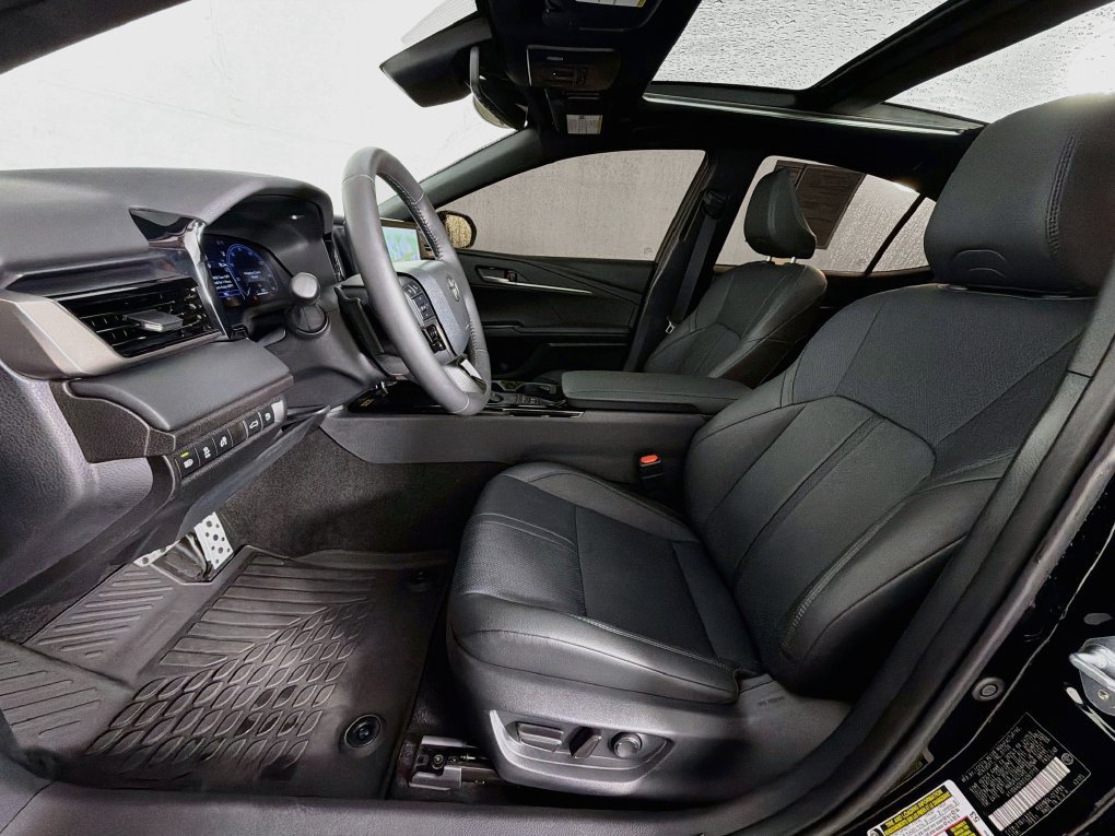 Used 2026 Toyota Camry XSE FWD image 12