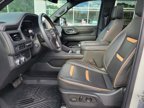 Used 2023 GMC Yukon AT4 w/ Technology Package image 20