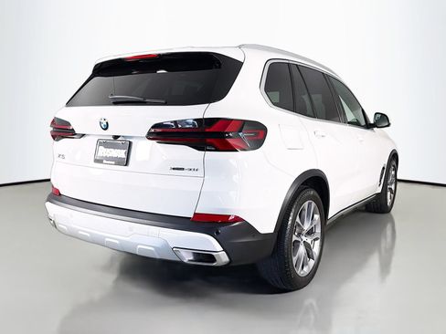 Used 2024 BMW X5 xDrive40i w/ Premium Package AWD/4WD image 7