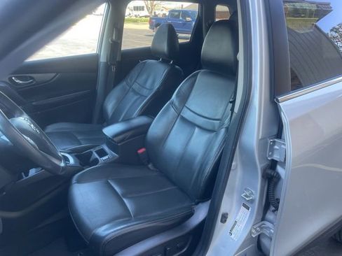 Used 2014 Nissan Rogue SL w/ SL Premium Package image 21