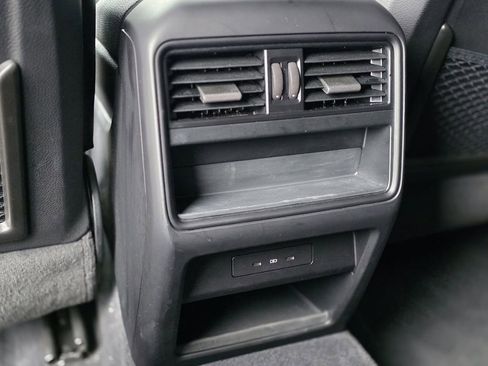 Certified 2024 Porsche Cayenne image 20