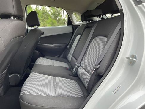 Used 2018 Hyundai Kona SE FWD image 15