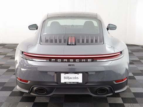 Used 2025 Porsche 911 Carrera image 19