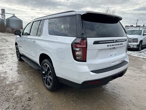 Used 2023 Chevrolet Suburban RST w/ Luxury Package image 3