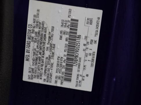 Used 2013 Ford Mustang GT Premium w/ Comfort Pkg image 22