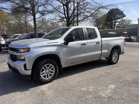 Used 2021 Chevrolet Silverado 1500 Custom image 5