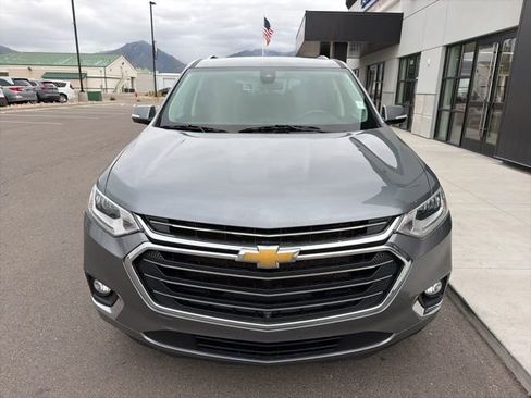 Used 2020 Chevrolet Traverse Premier AWD/4WD image 2
