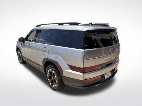 Used 2026 Hyundai Santa Fe SEL FWD image 4