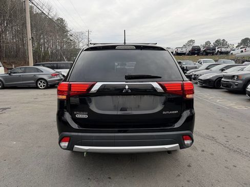 Used 2016 Mitsubishi Outlander SEL image 6