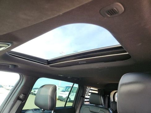 Used 2024 Jeep Grand Cherokee L Altitude image 26