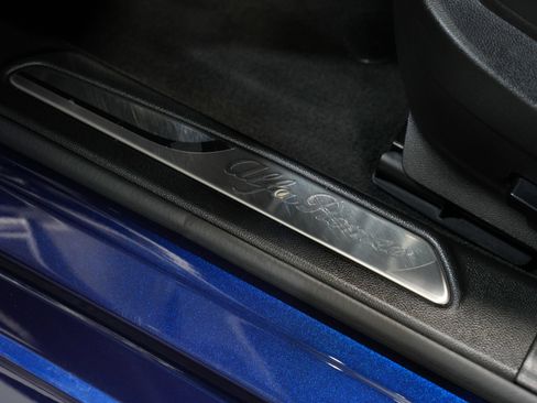 Used 2019 Alfa Romeo Giulia Quadrifoglio w/ Driver Assist Dynamic Package image 30