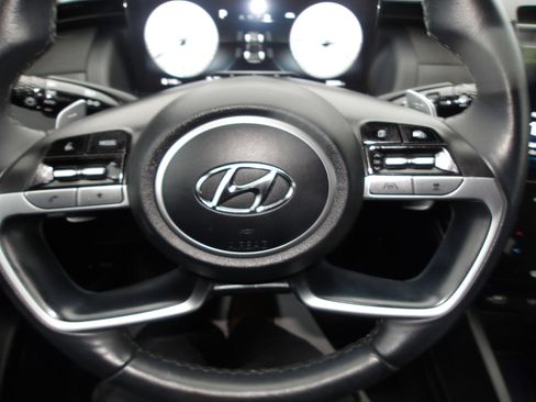 Certified 2022 Hyundai Santa Cruz Limited image 17