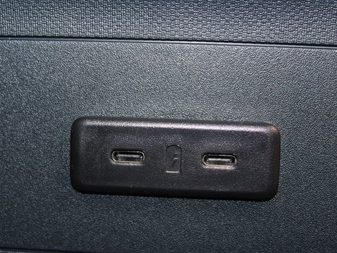 New 2025 Ford Maverick XL image 27