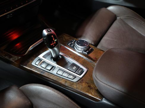 Used 2015 BMW X3 xDrive28d image 25