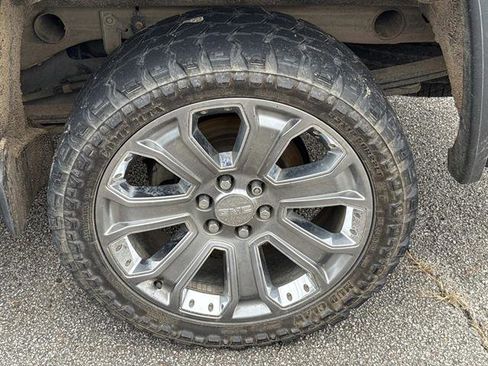 Used 2016 GMC Sierra 1500 Denali w/ Denali Ultimate Package image 7