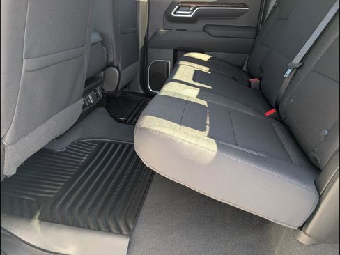 New 2026 GMC Sierra 1500 SLE w/ Preferred Package AWD/4WD image 12