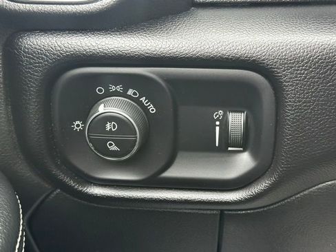 Used 2024 RAM 3500 Big Horn image 20