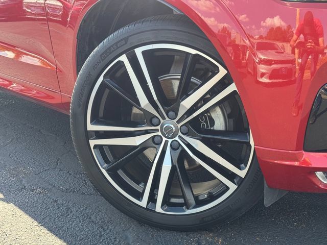 Used 2021 Volvo XC60 T5 R-Design w/ Protection Package Premier FWD image 2