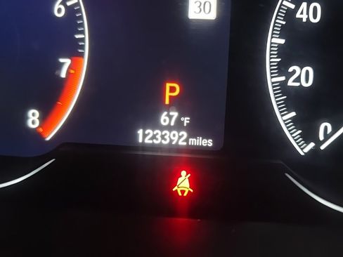 Used 2019 Honda Accord Sport image 24