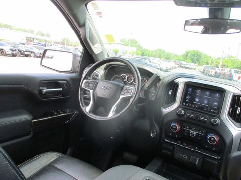 Used 2019 Chevrolet Silverado 1500 RST w/ All-Star Edition AWD/4WD image 26