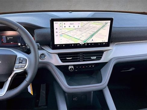 New 2026 Ford Explorer Active w/ Active Comfort Package image 7