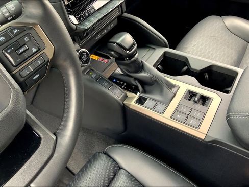 Used 2024 Toyota Land Cruiser image 16