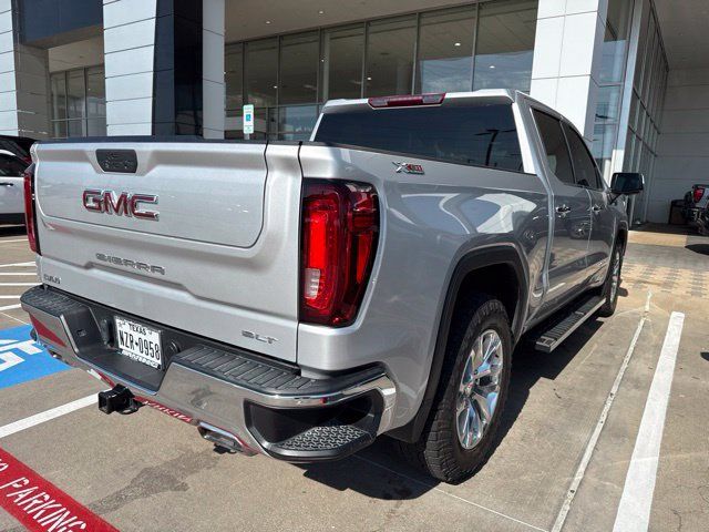 Used 2022 GMC Sierra 1500 SLT AWD/4WD image 3