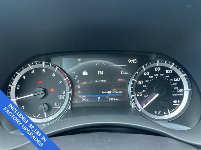 Used 2025 Toyota Highlander XLE FWD image 26