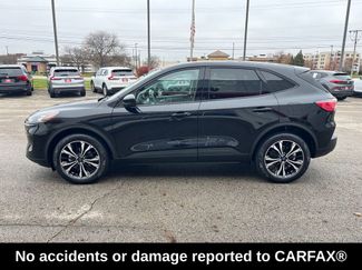 Used 2021 Ford Escape SE w/ SE Sport Appearance Package video 2