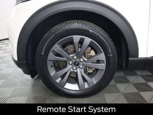 Certified 2023 Ford Explorer XLT w/ XLT Sport Appearance Package AWD/4WD image 23