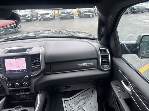 Used 2024 RAM 1500 Big Horn image 32