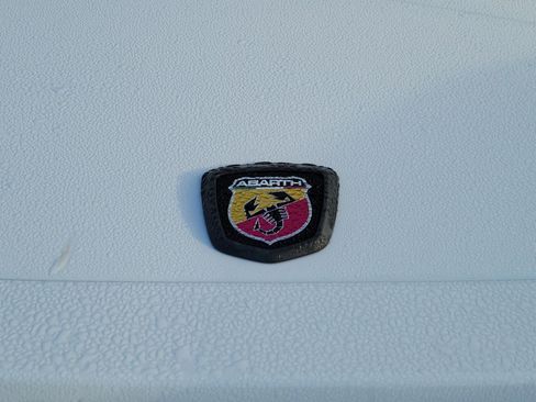 Used 2017 FIAT 124 Spider Abarth image 12