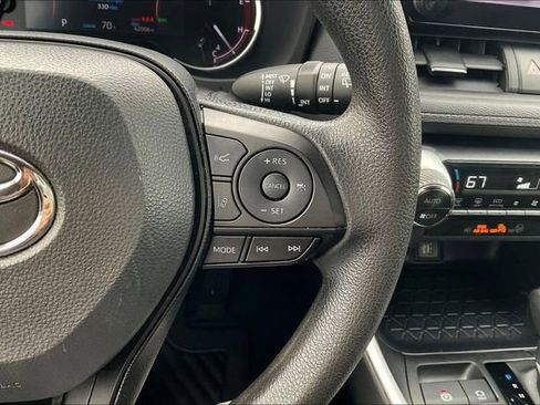 Used 2024 Toyota RAV4 XLE image 19