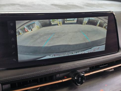 Used 2023 Nissan Ariya AWD image 21