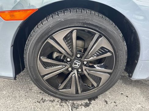 Used 2019 Honda Civic EX image 26