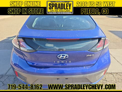 Used 2022 Hyundai Ioniq Limited FWD image 4