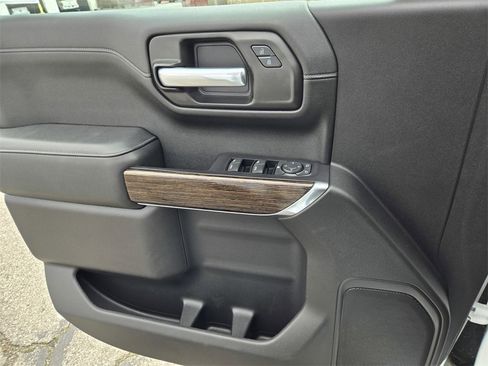 Used 2021 GMC Sierra 1500 Elevation image 28