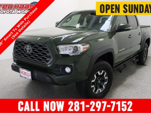 Used 2021 Toyota Tacoma TRD Off-Road w/ Technology Package AWD/4WD image 1