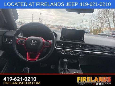 Used 2025 Honda Civic Sport image 6