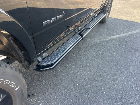Used 2021 RAM 2500 Laramie AWD/4WD image 10