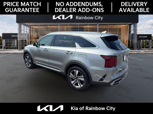 Used 2023 Kia Sorento SX Prestige w/ Panoramic Sunroof Package AWD/4WD image 7