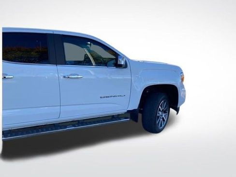 Used 2022 GMC Canyon Denali image 6